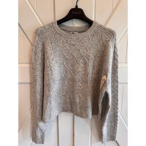 NWT Universal Thread Gray Round Neck Cable Knit Pullover Sweater Womens Size L